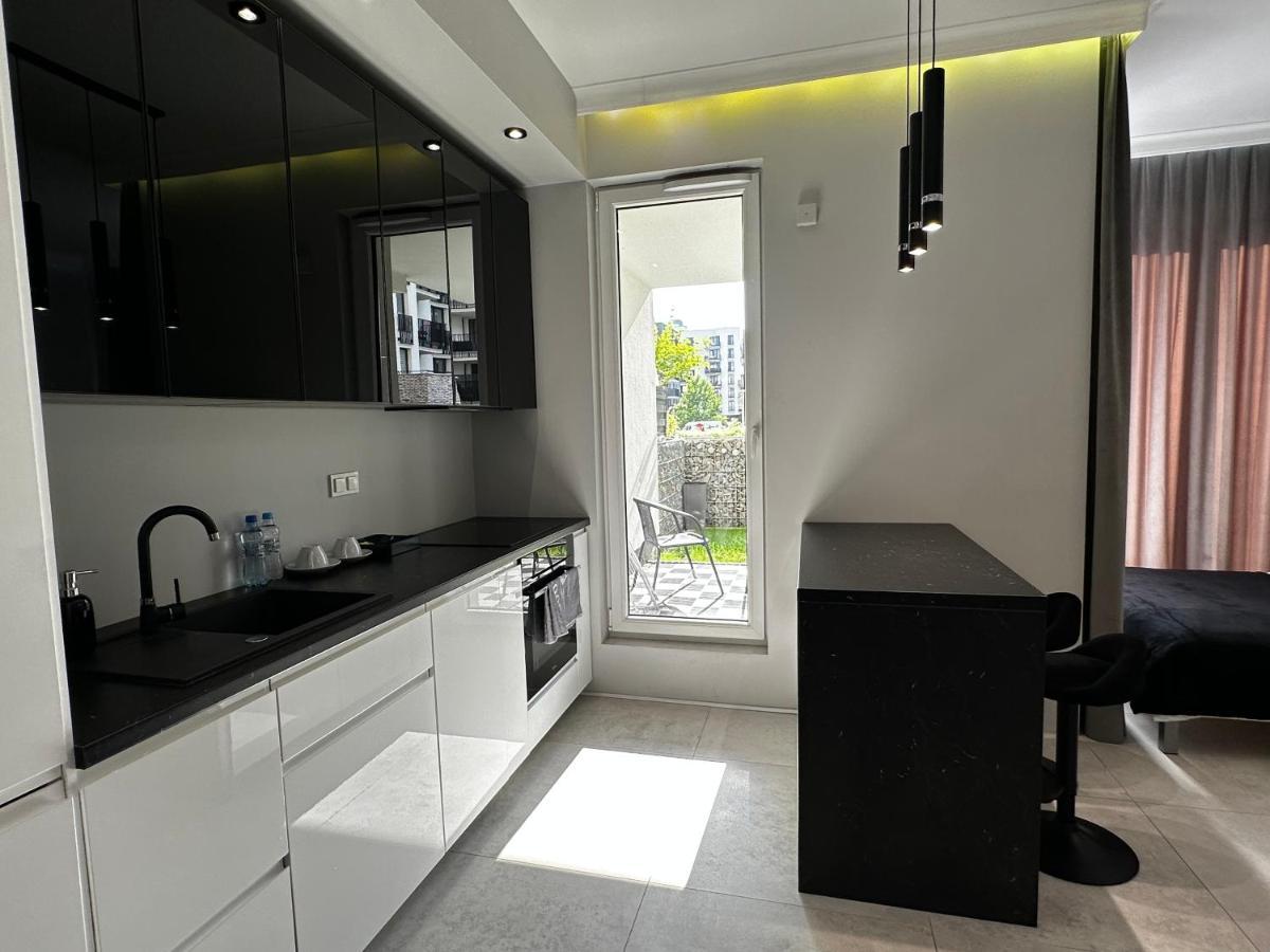 Platinium De Lux Apartament Lägenhet Warszawa Exteriör bild