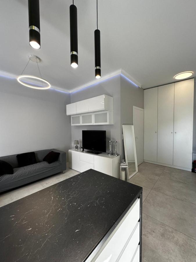 Platinium De Lux Apartament Lägenhet Warszawa Exteriör bild
