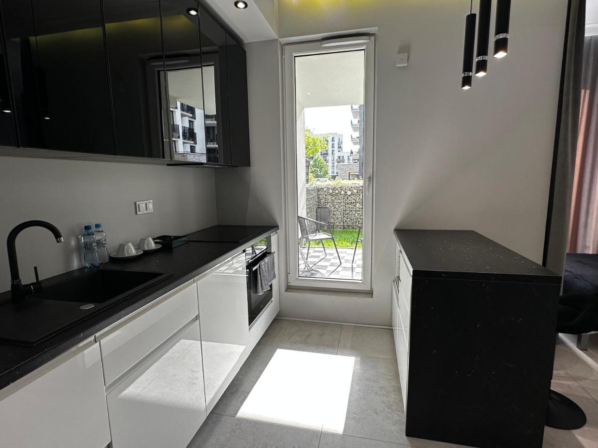 Platinium De Lux Apartament Lägenhet Warszawa Exteriör bild